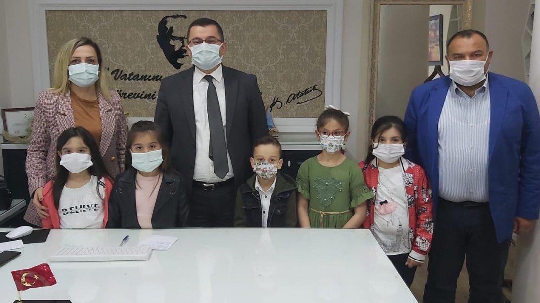 Güzelordu Meliha - Lütfü Türkmen İlkokulu e-Twinning Proje Ekibi Müdürümüzü Ziyaret Etti