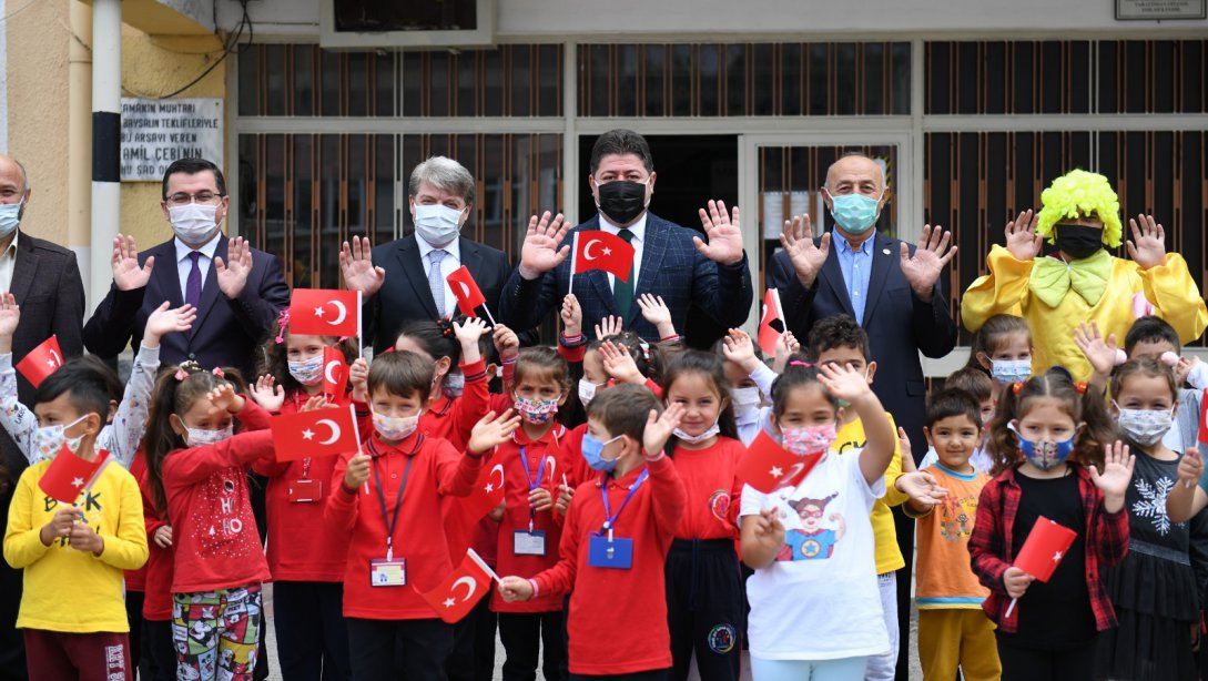 Kaymakamımız Sayın Erkan Karahan ve Belediye Başkanımız Sayın Aşkın Tören'in Okul Ziyaretleri