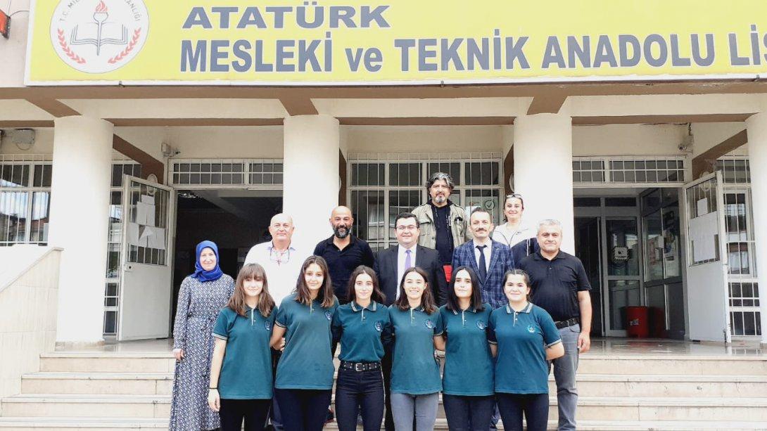 Müdürümüz Atatürk Mesleki ve Teknik Anadolu Lisesi Futsal Takımını Ziyaret Etti