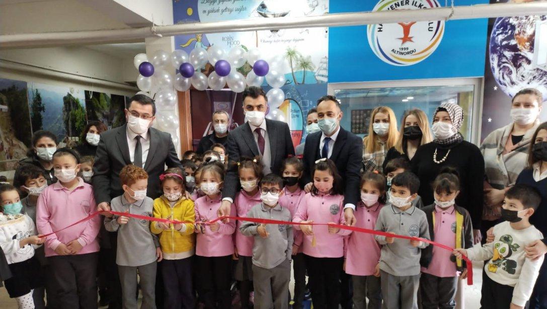 İlçe Milli Eğitim Müdürümüz Onur BEKYÜREK Altınordu Haki Yener İlkokulu'nda Kütüphane Açılış Törenine Katıldı