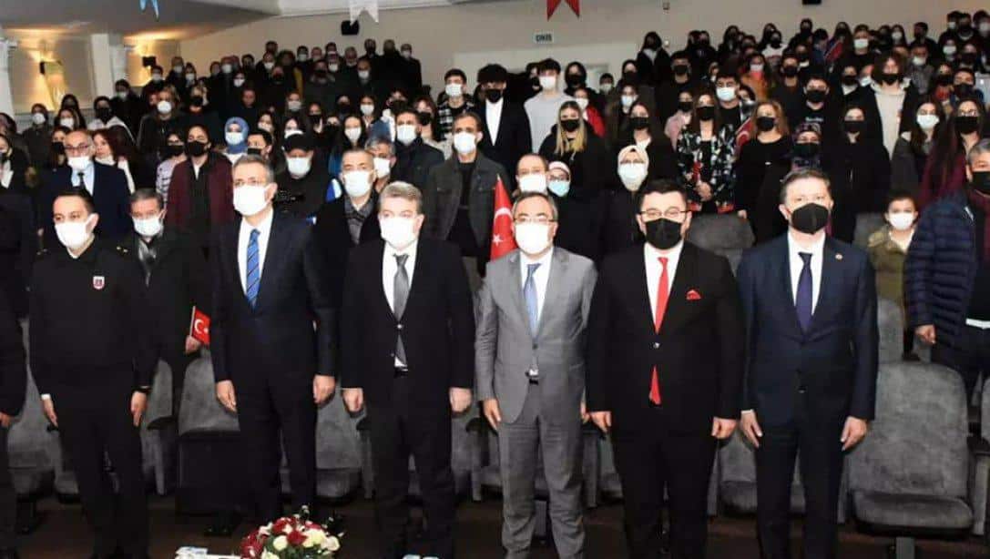 12 Mart İstiklal Marşı'nın Kabulü ve Mehmet Akif Ersoy'u Anma Programı Atatürk Kültür Merkezinde Gerçekleştirildi