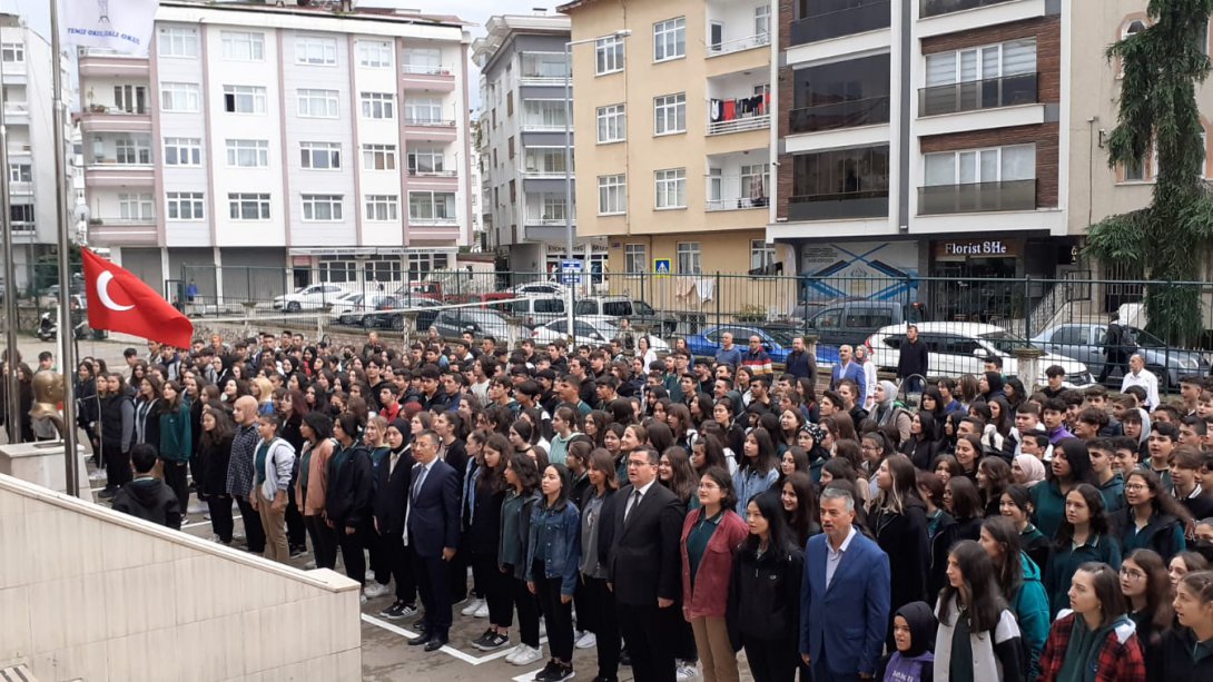 İlçe Milli Eğitim Müdürümüz Onur Bekyürek, Yeni Haftaya Başlangıcı Atatürk Mesleki ve Teknik Anadolu Ziyaretiyle Yaptı 