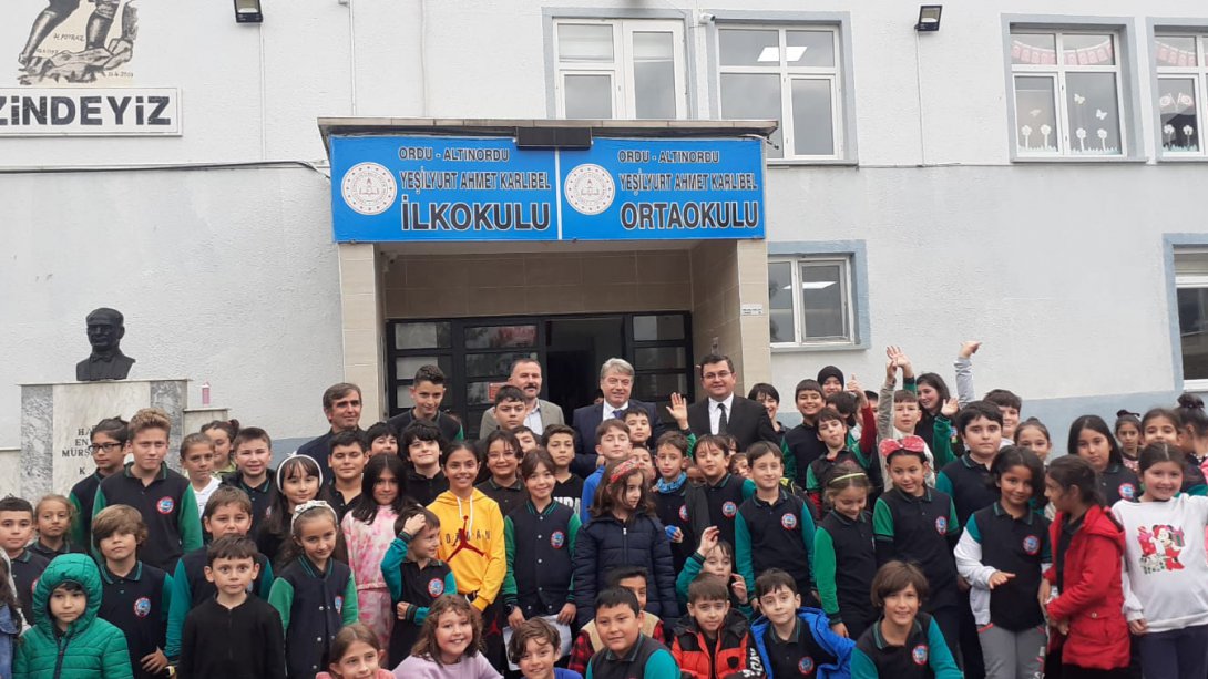 Kaymakamımız Erkan Karahan, Yeşilyurt Ahmet Karlıbel İlkokulunu Ziyaret Etti