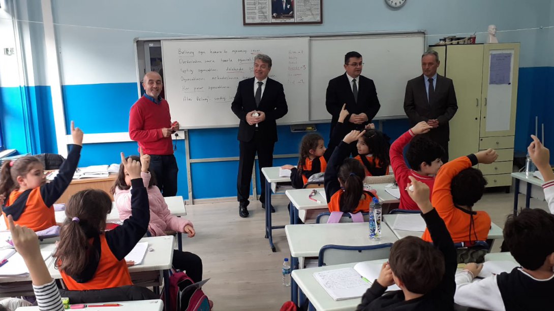 Kaymakamımız Erkan Karahan Başöğretmen İlkokulu/Ortaokulunu Ziyaret Etti
