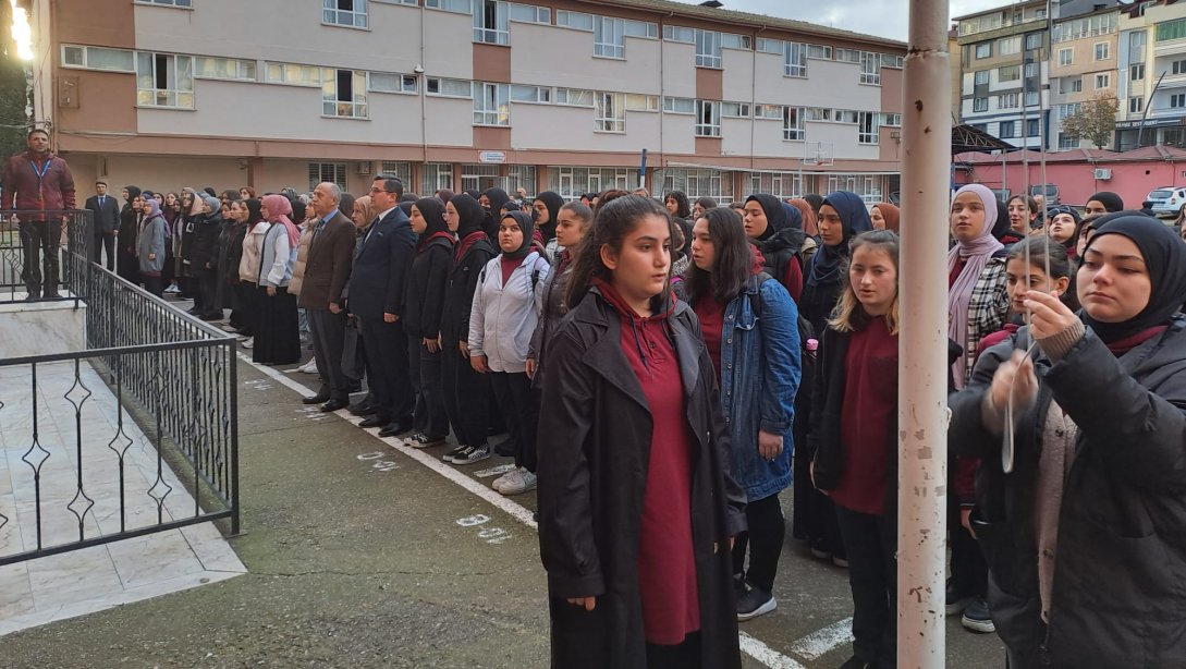 İlçe Milli Eğitim Müdürümüz Onur Bekyürek Altınordu Kız Anadolu İmam Hatip Lisesini Ziyaret Etti