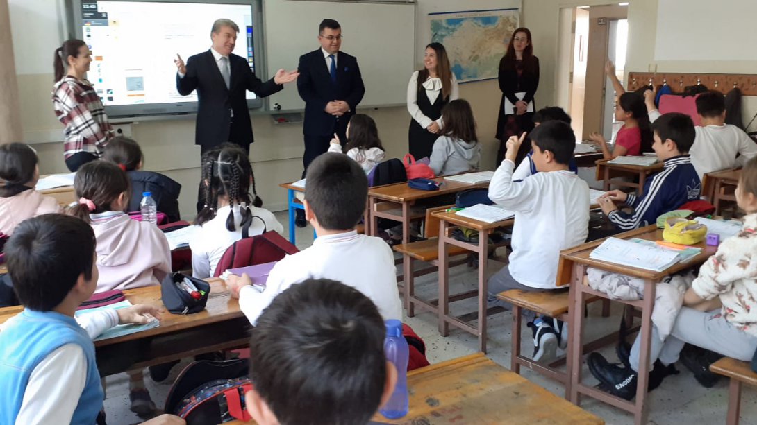 Kaymakamımız Erkan Karahan Gazi İlkokulu/Ortaokulunu Ziyaret Etti