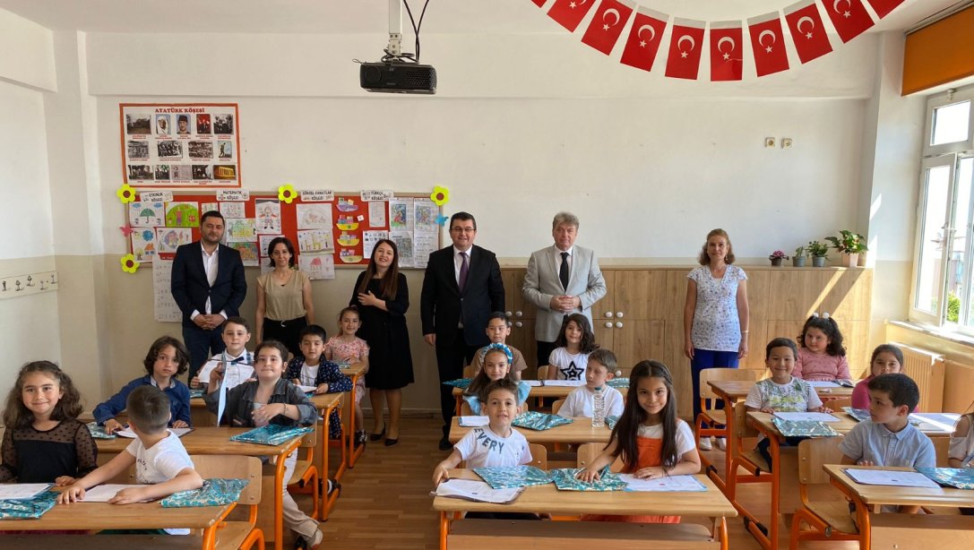 2022-2023 Eğitim Öğretim Yılı Kapanış Töreni Gazi İlkokulu/Ortaokulunda Gerçekleştirildi