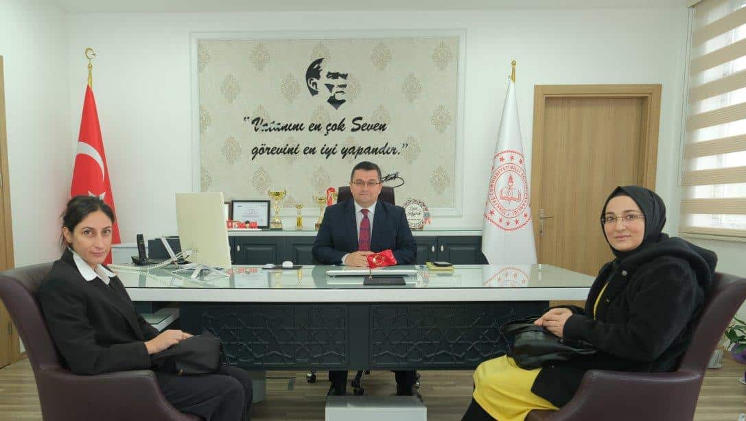 Altınordu Sosyal Hizmet Merkezi Müdürü Zeynep Baki Arslan'dan Müdürümüze Ziyaret	