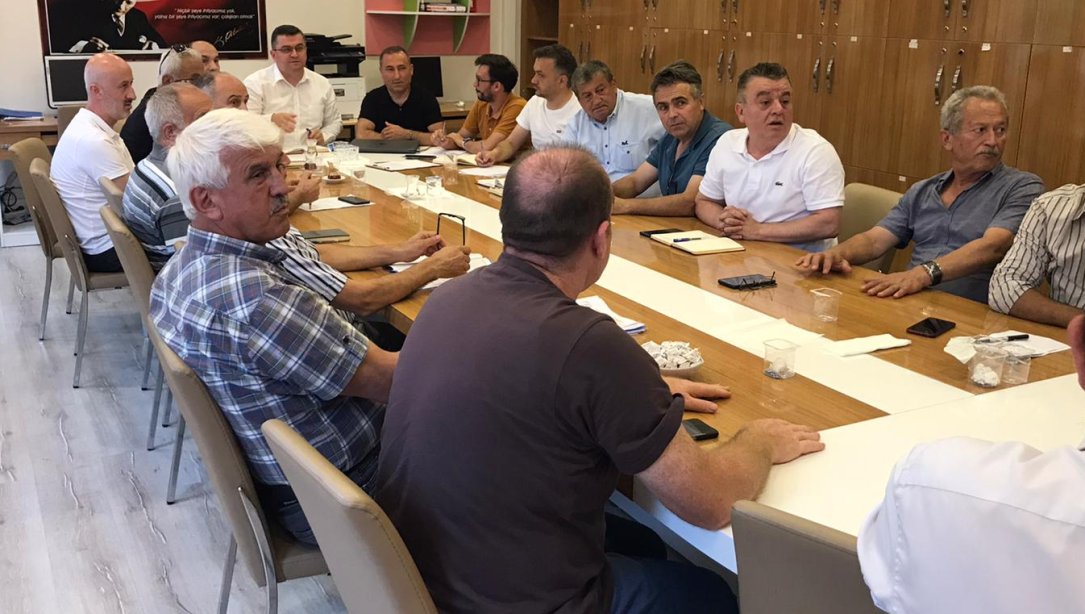 Okul Adres Kayıt Bölgeleri ile Kontenjanlarını Değerlendirme Toplantısı Yapıldı