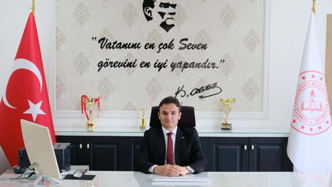 İlçe Milli Eğitim Müdürümüz Ahmet Erkuvum'un Göreve Başlama Mesajı